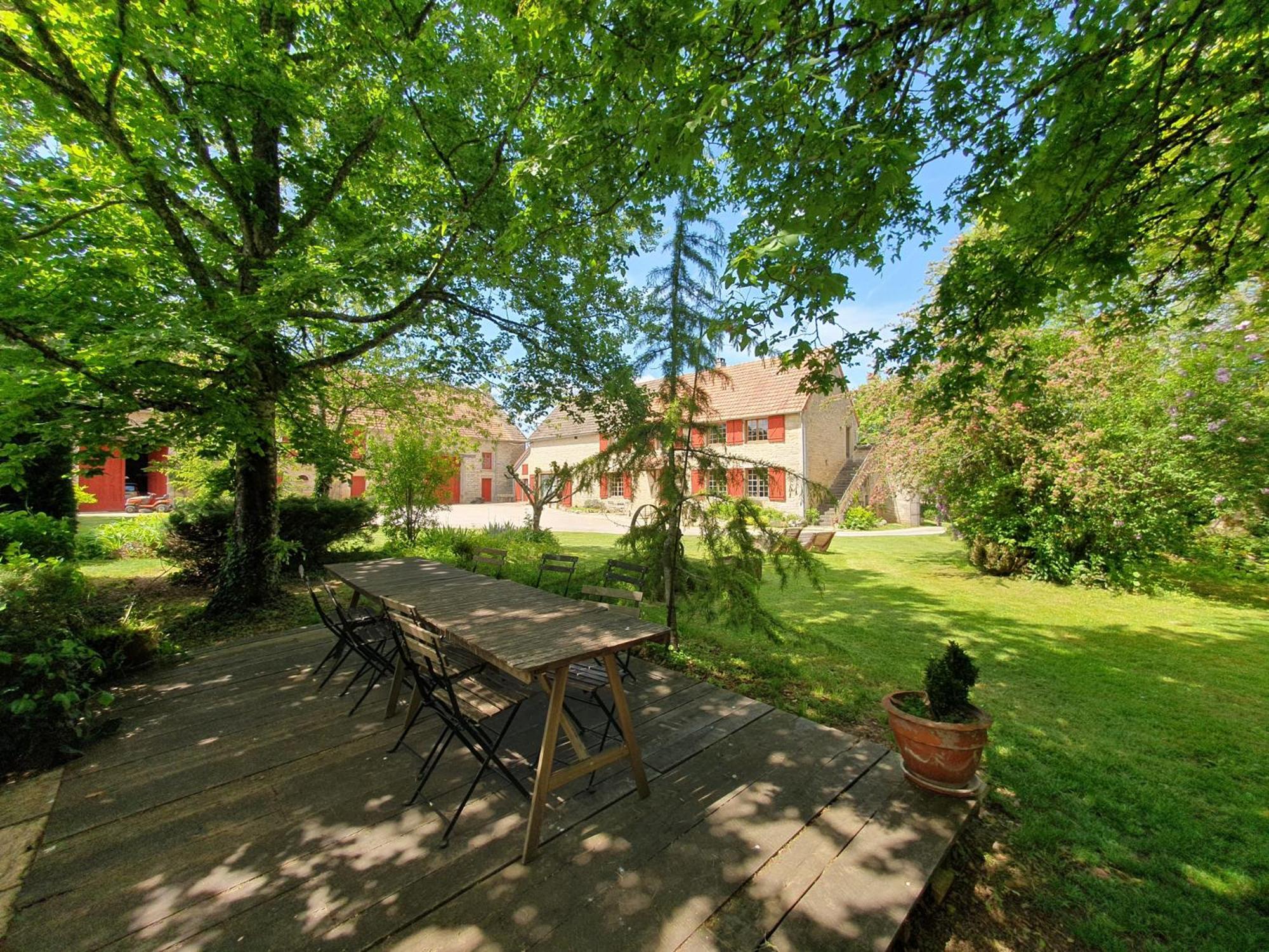 Jardin Des Sens, La Rente D'Eguilly Bed & Breakfast Exterior photo