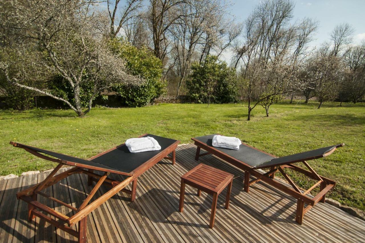 Jardin Des Sens, La Rente D'Eguilly Bed & Breakfast Exterior photo